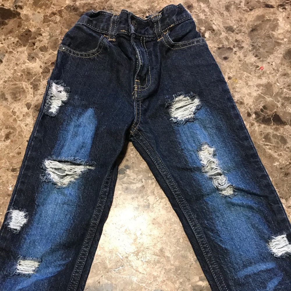Toddler distressed jeans